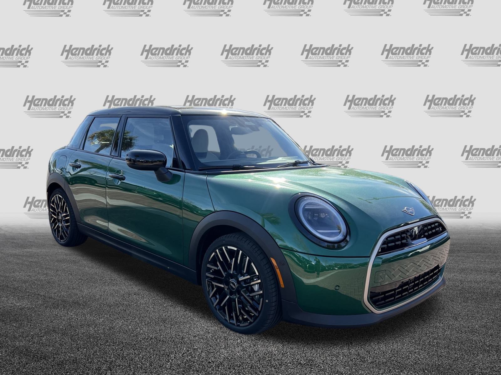 New 2026 MINI Cooper 4-Door Hardtop FWD image 2