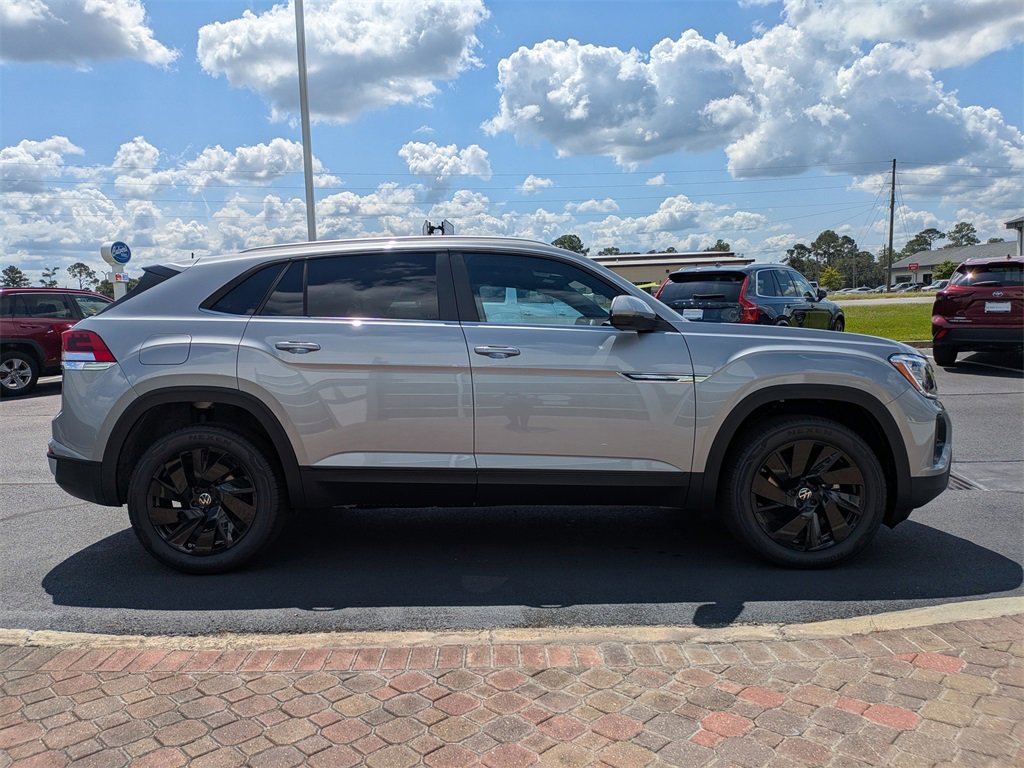 New 2026 Volkswagen Atlas Cross Sport SE image 4
