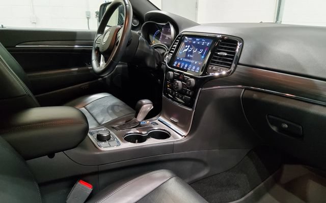 Used 2020 Jeep Grand Cherokee Limited w/ Luxury Group II AWD/4WD image 20
