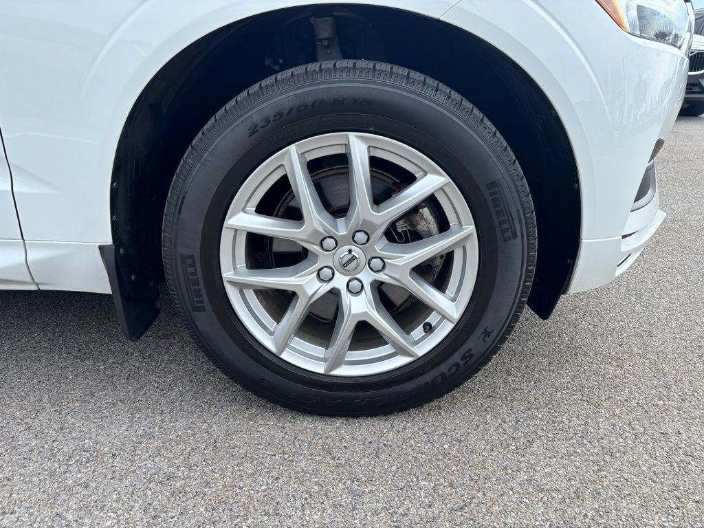 Used 2021 Volvo XC60 T5 Momentum w/ Premium Package image 33