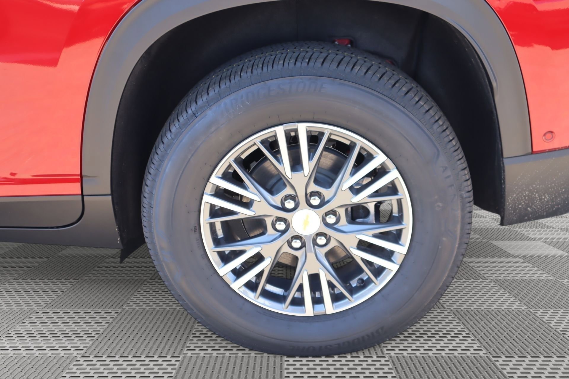New 2026 Chevrolet Traverse LT w/ Enhanced Driving Package FWD image 20
