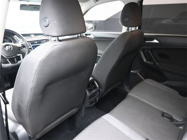 Used 2020 Volkswagen Tiguan S image 2
