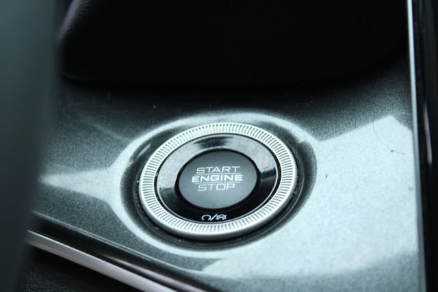 Used 2023 Jeep Grand Cherokee L Laredo w/ Luxury Tech Group I RWD image 25