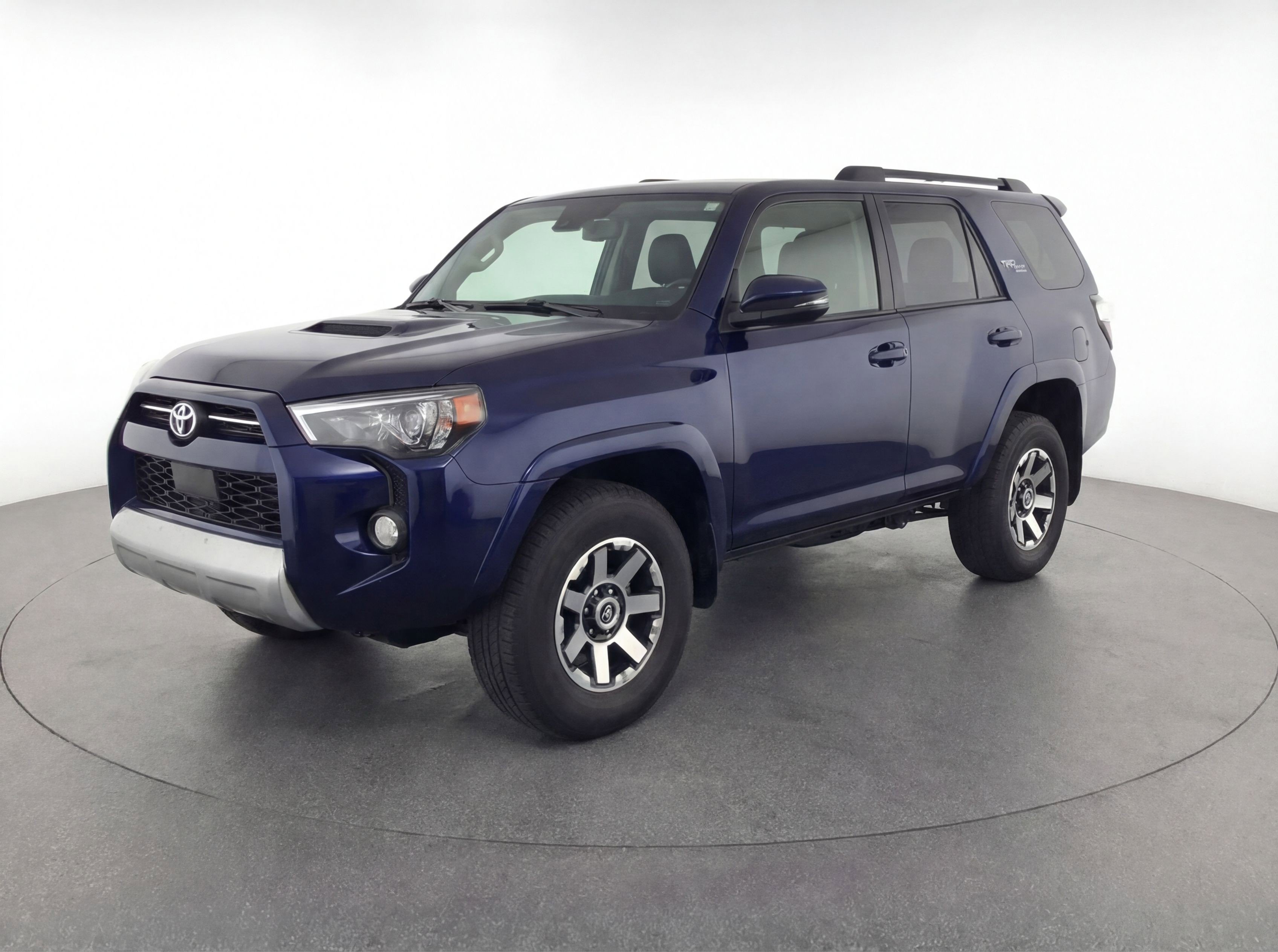 Used 2024 Toyota 4Runner TRD Off-Road image 3