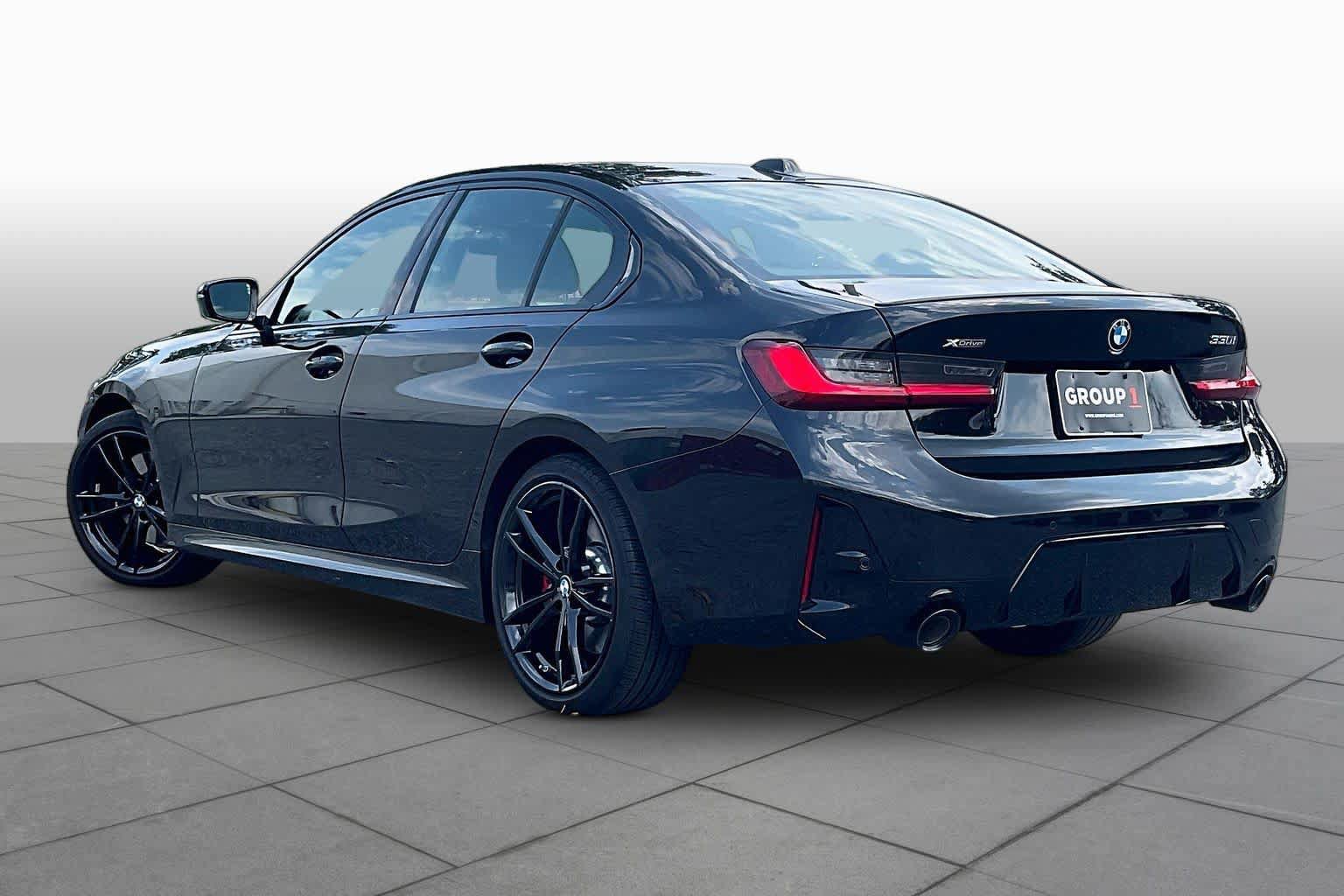 Used 2023 BMW 330i xDrive Sedan w/ M Sport Package AWD/4WD image 11