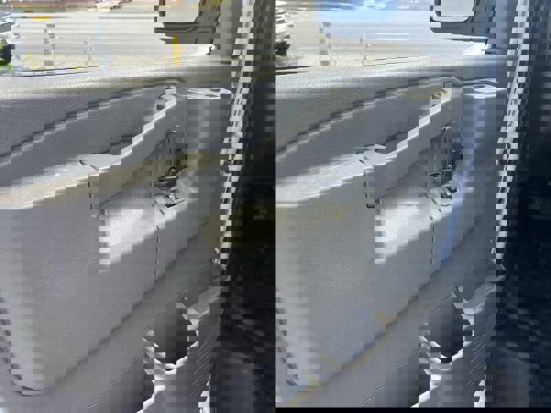 Used 2021 Chevrolet Express 2500 w/ Driver Convenience Package image 9