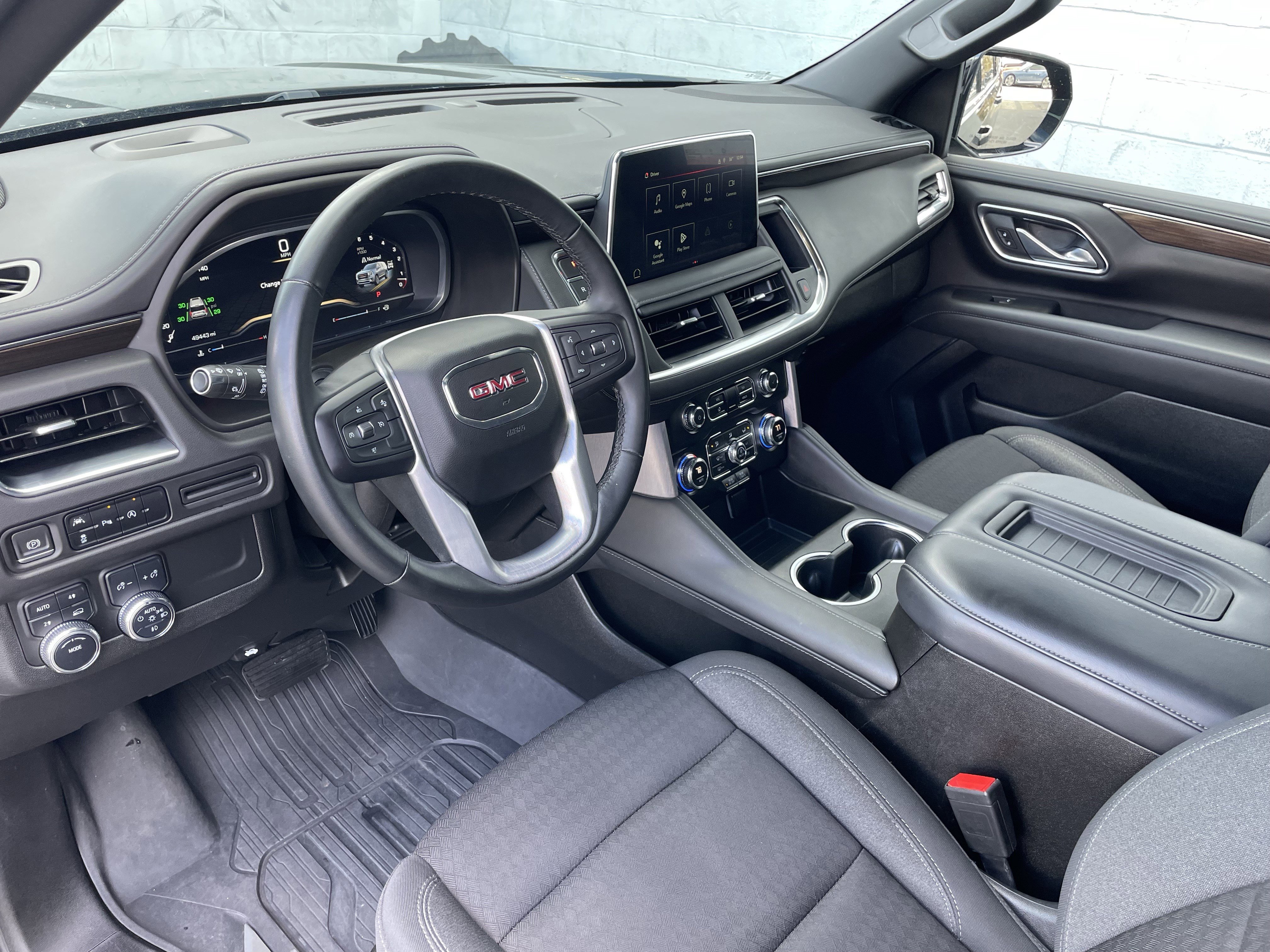 Used 2023 GMC Yukon XL SLE w/ Gmc Pro Safety Plus Package image 13