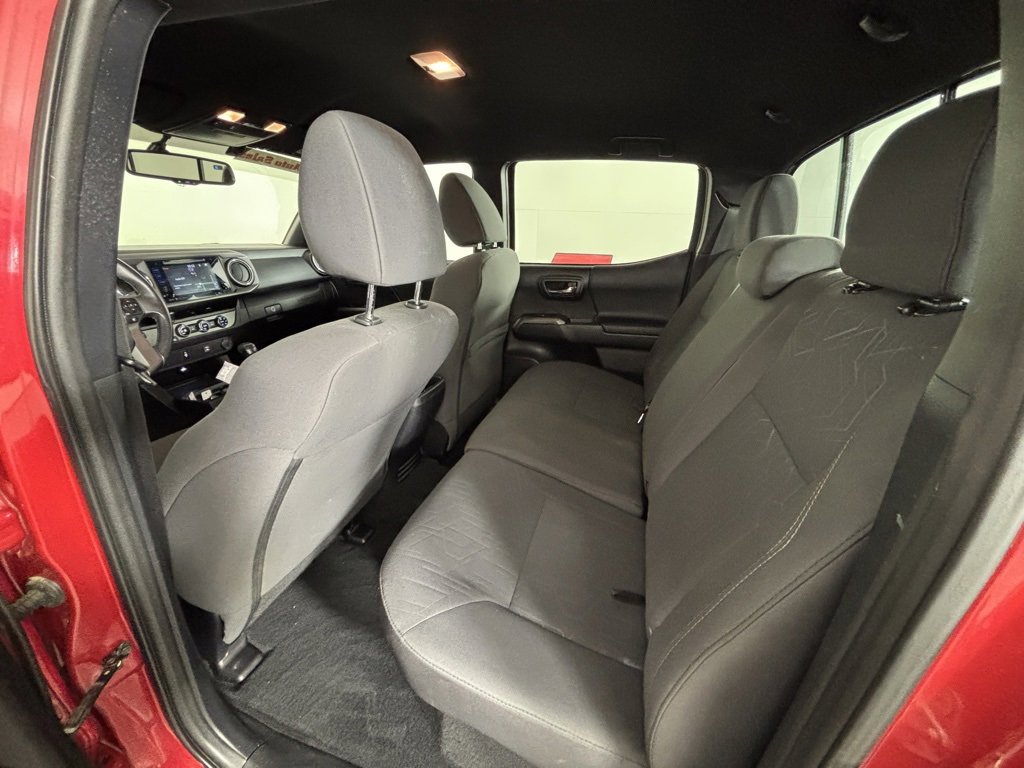 Used 2017 Toyota Tacoma TRD Off-Road w/ Tow Package image 39