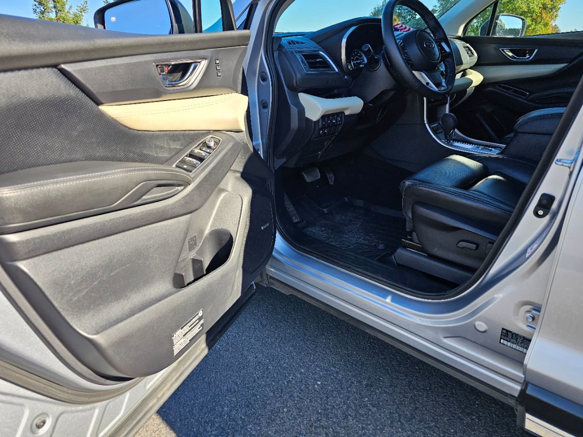 Used 2020 Subaru Ascent Limited w/ Technology Package image 32