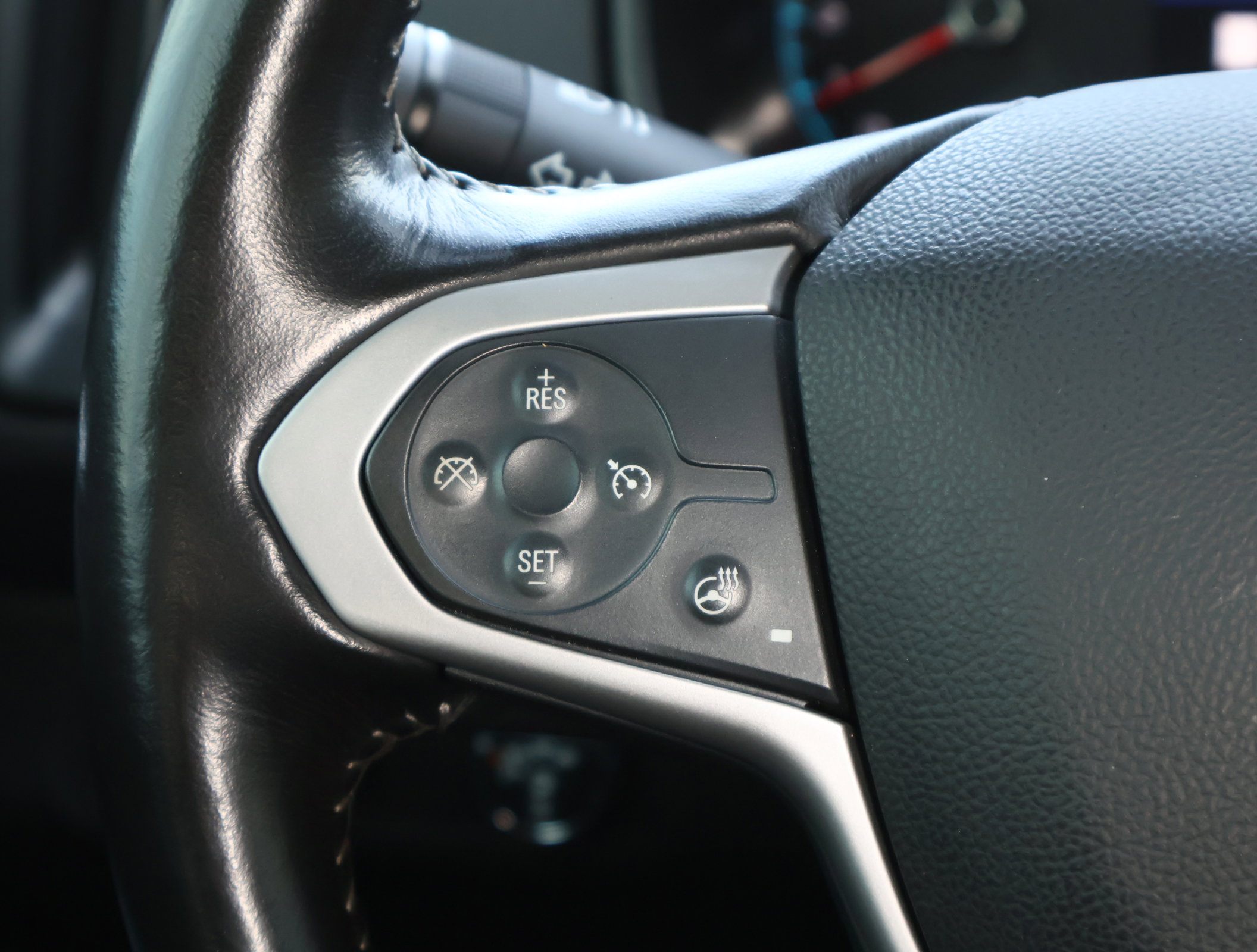 Used 2022 Chevrolet Colorado ZR2 AWD/4WD image 14