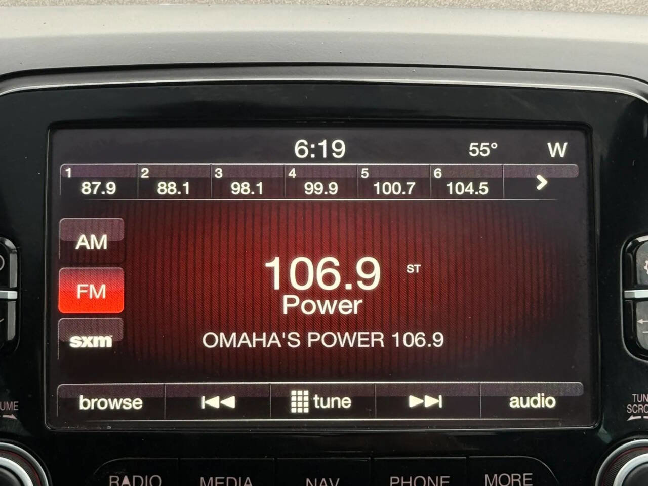 Used 2014 FIAT 500L Trekking w/ Popular Equipment Group image 9