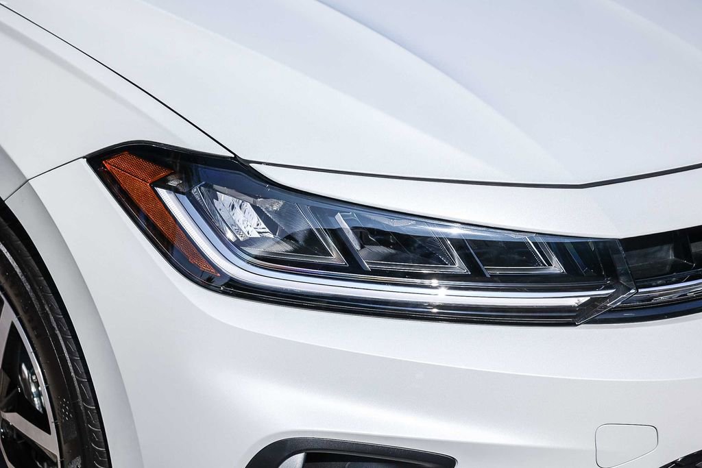 New 2026 Volkswagen Jetta SE FWD image 14