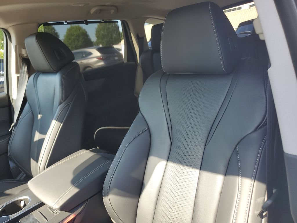 Certified 2026 Acura MDX w/ Technology Package FWD image 18