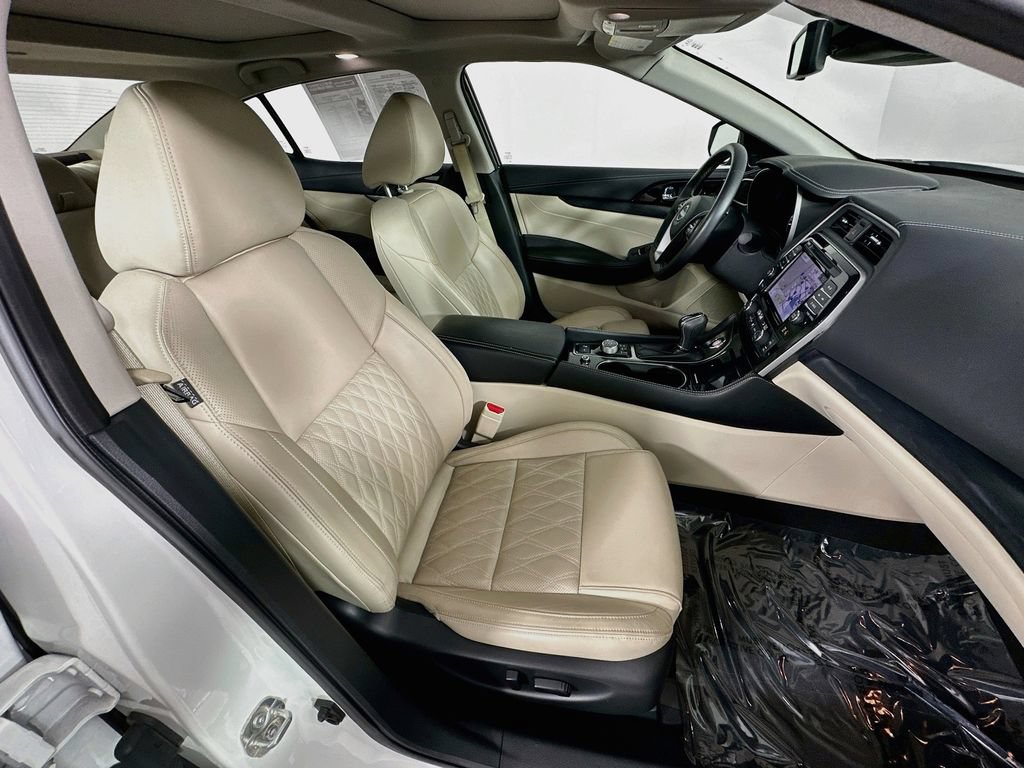 Certified 2023 Nissan Maxima Platinum w/ Sport Mat Group FWD image 37