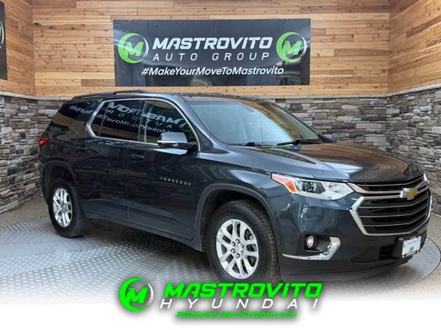 Used 2019 Chevrolet Traverse LT w/ LPO, Floor Liner Package AWD/4WD image 1