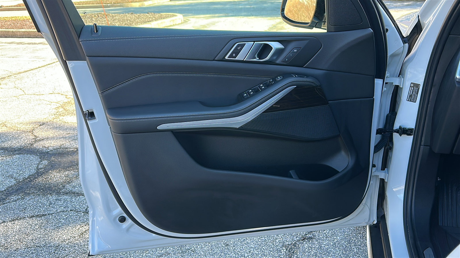 Used 2023 BMW X5 xDrive40i image 14