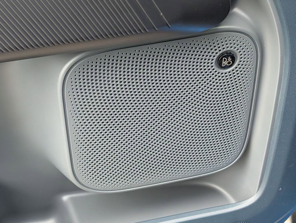 New 2026 Ford Maverick Lariat w/ Black Appearance Package image 26