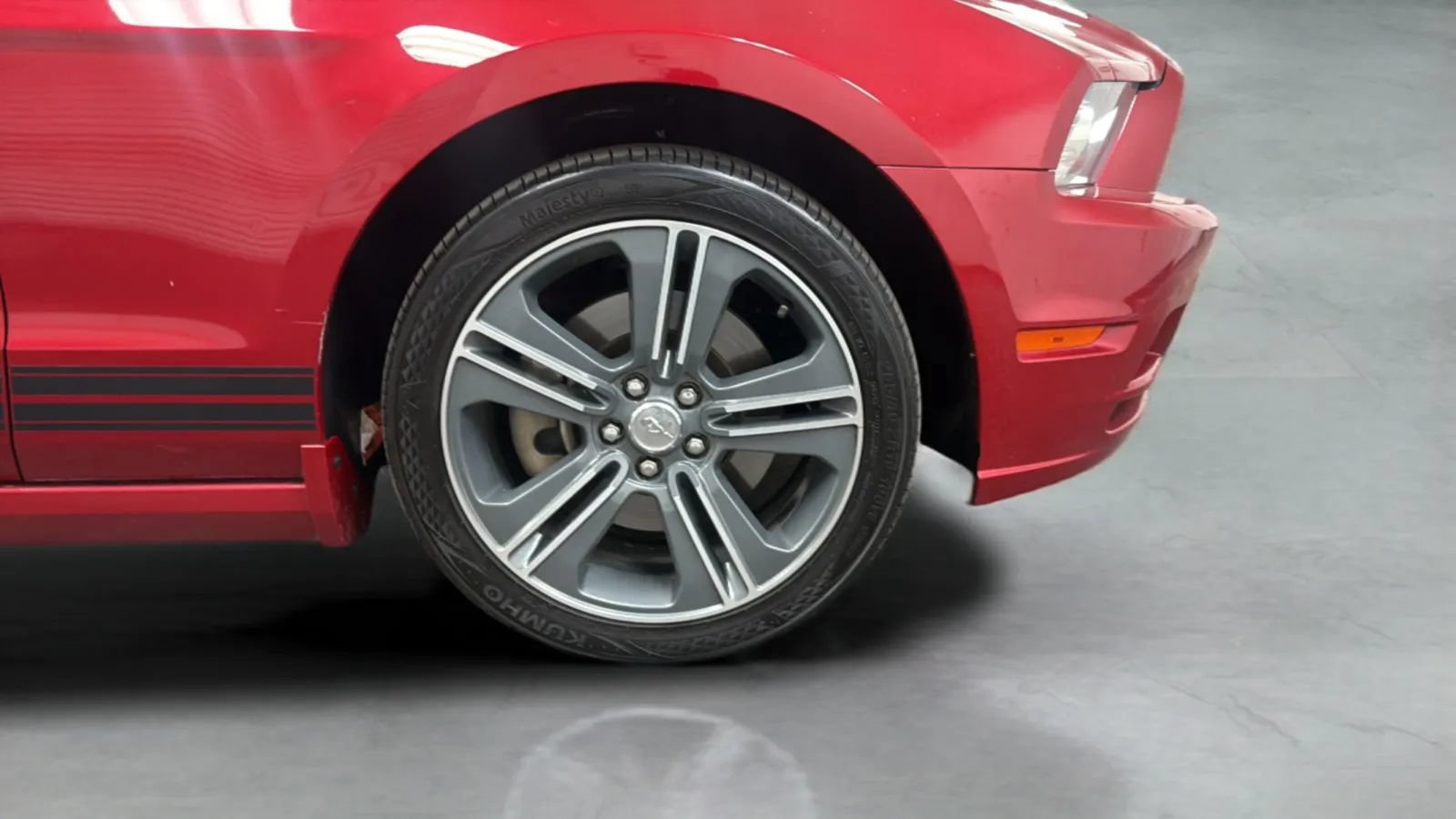 Used 2013 Ford Mustang Coupe w/ V6 Performance Pkg RWD image 24