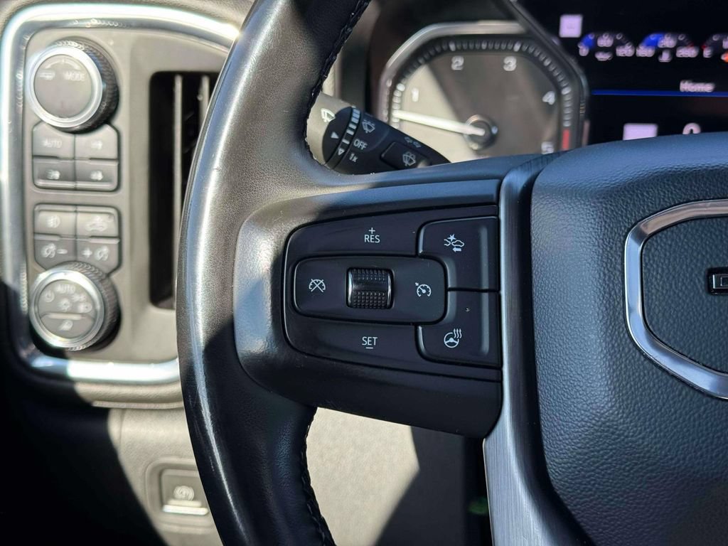 Used 2023 GMC Sierra 3500 Denali w/ Denali Ultimate Package AWD/4WD image 27
