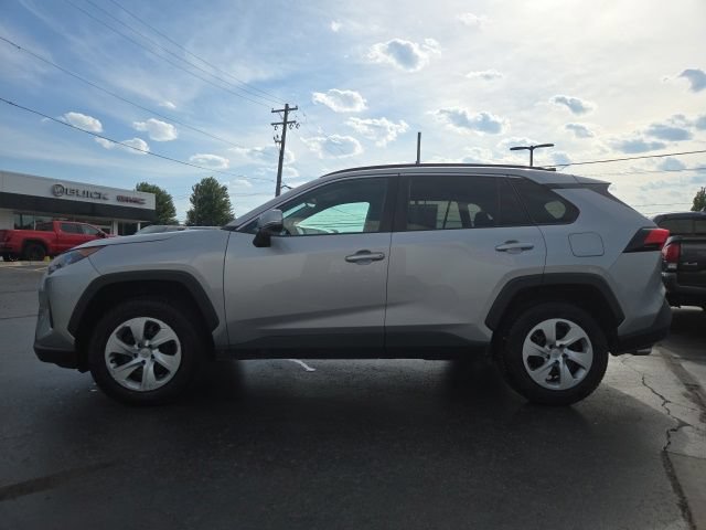 Used 2020 Toyota RAV4 LE w/ All Weather Liner Package AWD/4WD image 4