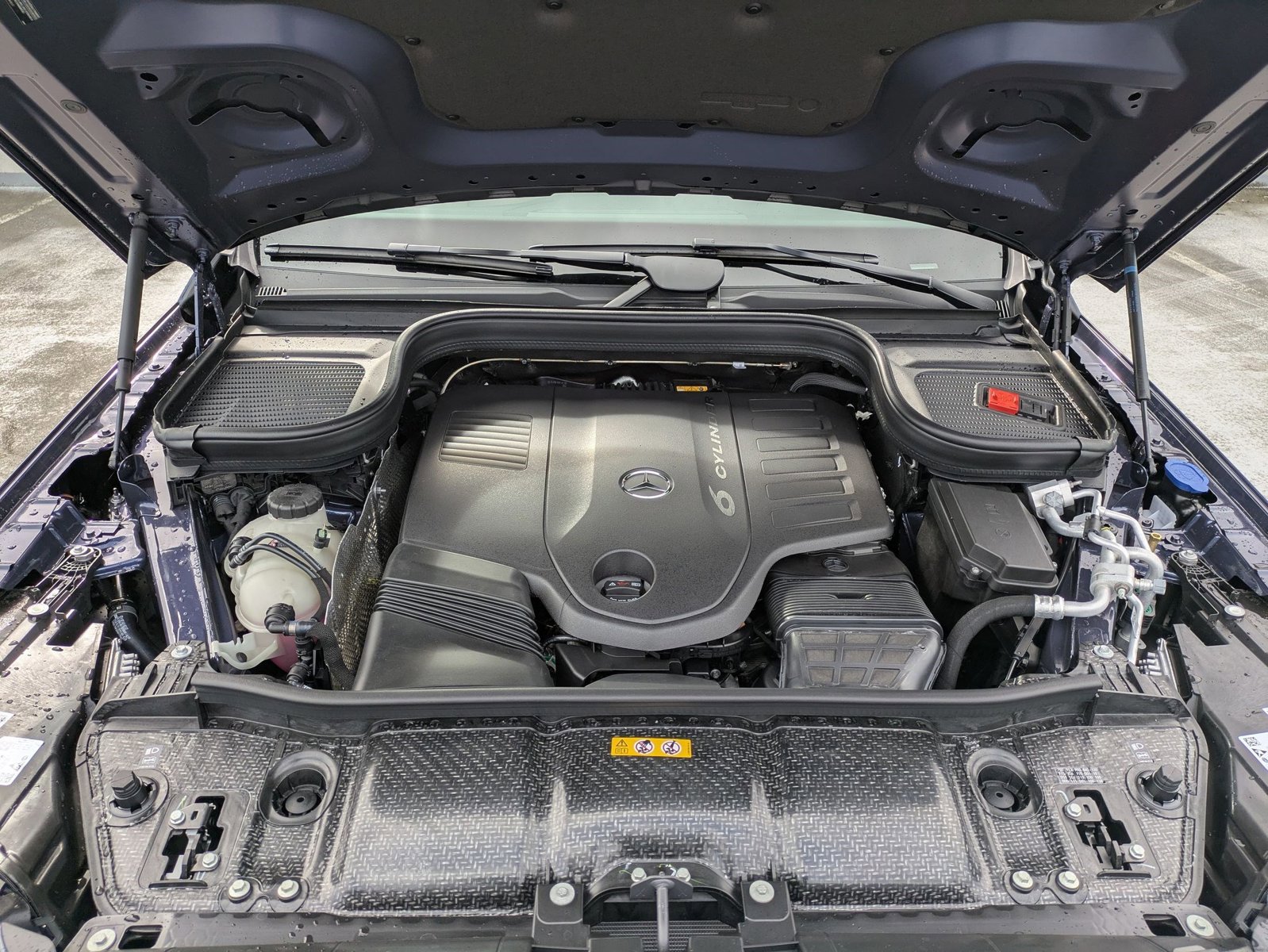 Certified 2026 Mercedes-Benz GLS 450 4MATIC image 23