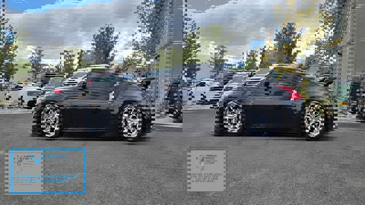 Used 2017 Nissan 370Z Coupe image 3