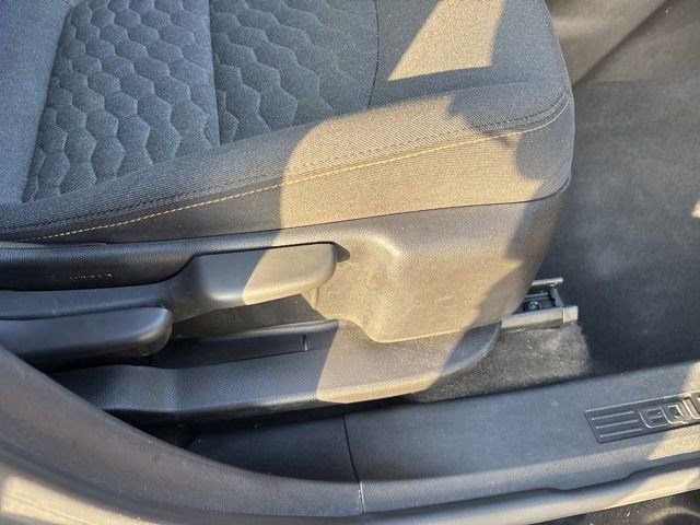 Used 2018 Chevrolet Equinox LT image 41