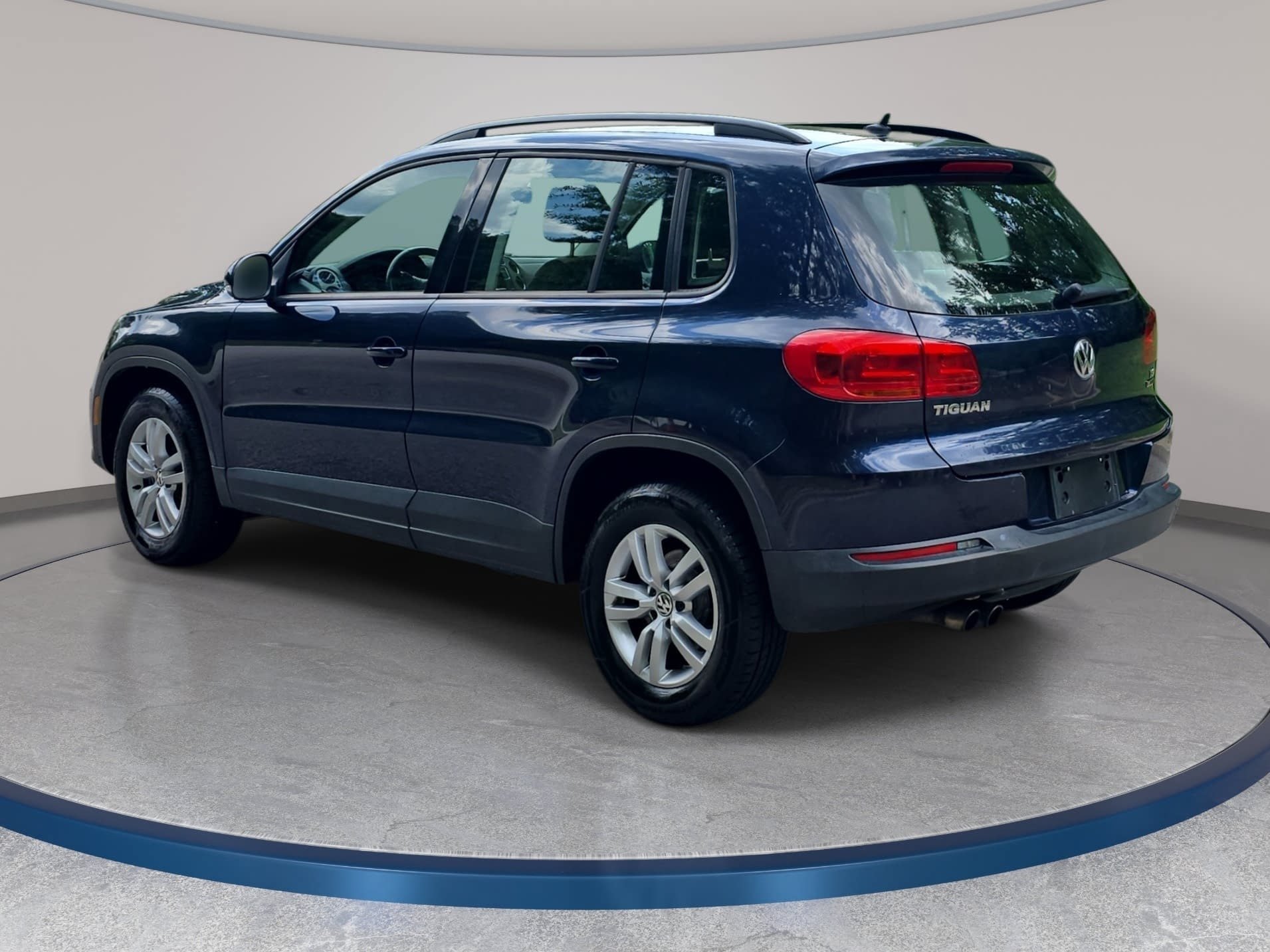 Used 2016 Volkswagen Tiguan S AWD/4WD image 7