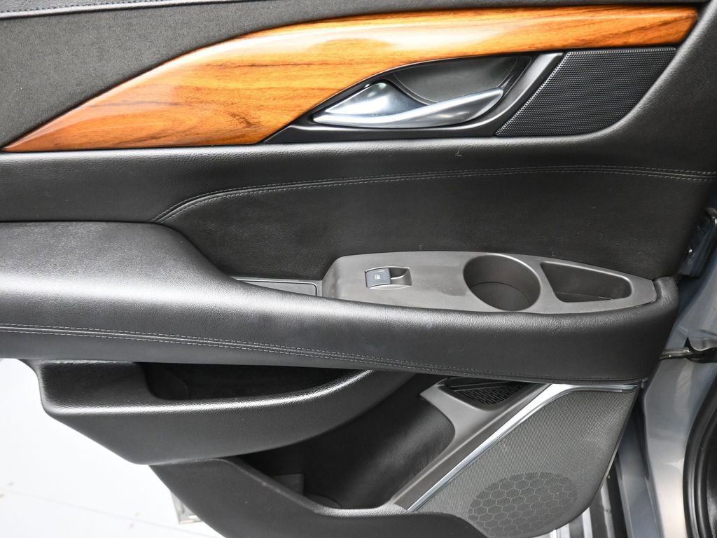 Used 2017 Cadillac Escalade Premium Luxury image 34