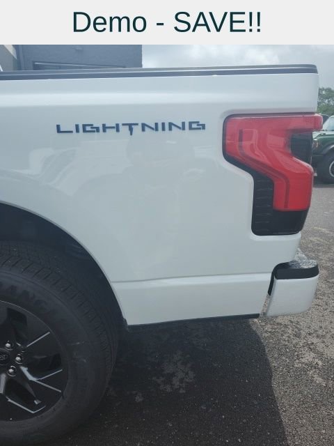 New 2025 Ford F150 Lightning Lariat image 21