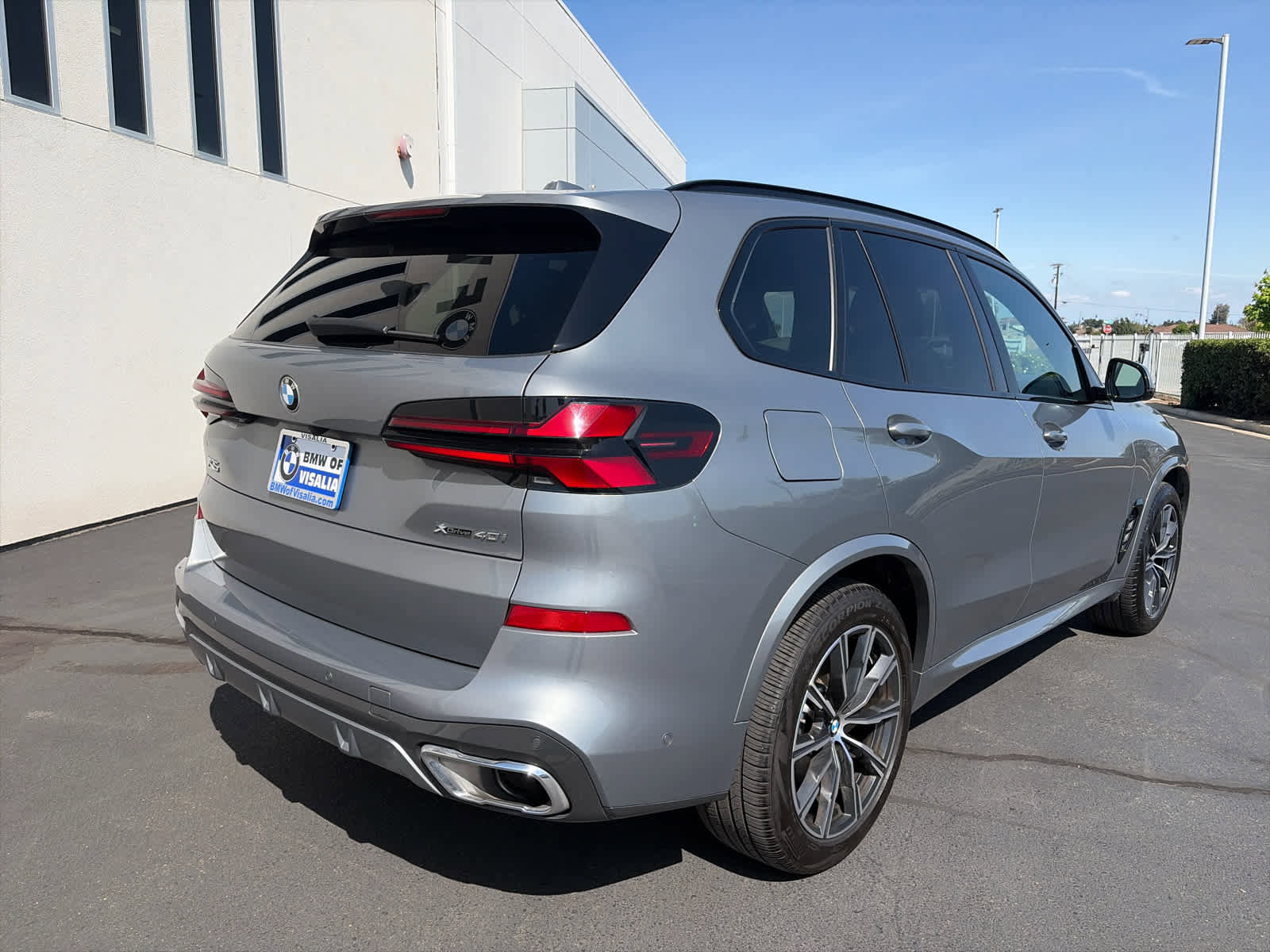 Used 2026 BMW X5 xDrive40i AWD/4WD image 4