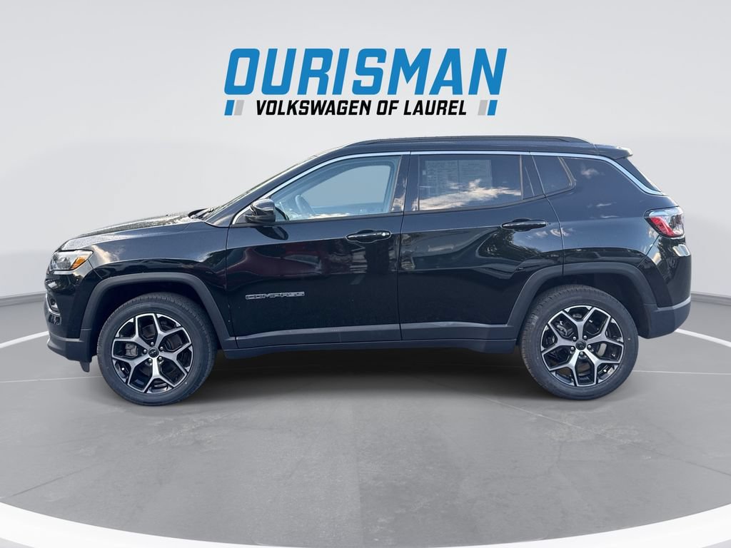Used 2025 Jeep Compass Limited AWD/4WD image 5