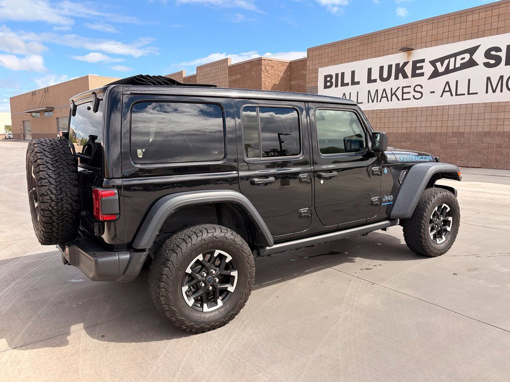 Used 2024 Jeep Wrangler Unlimited Rubicon 4xe w/ Convenience Group AWD/4WD image 8