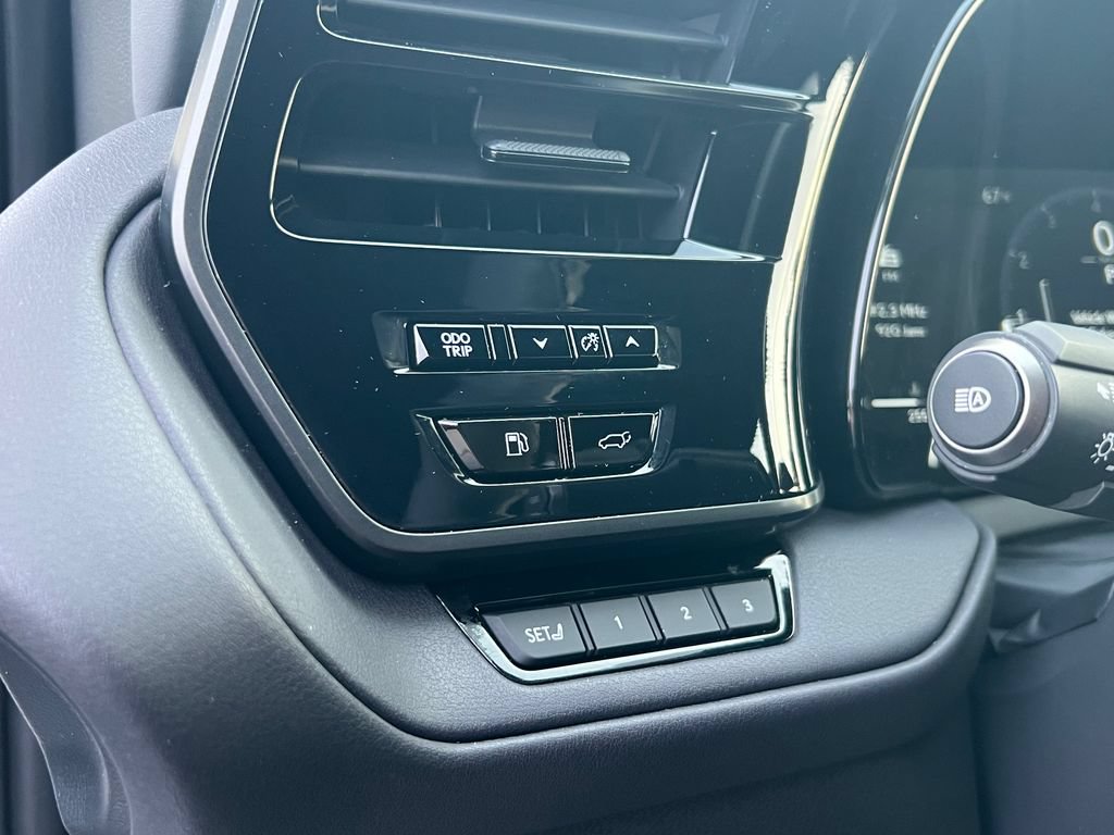 Used 2025 Lexus TX 350 AWD w/ Technology Package image 25