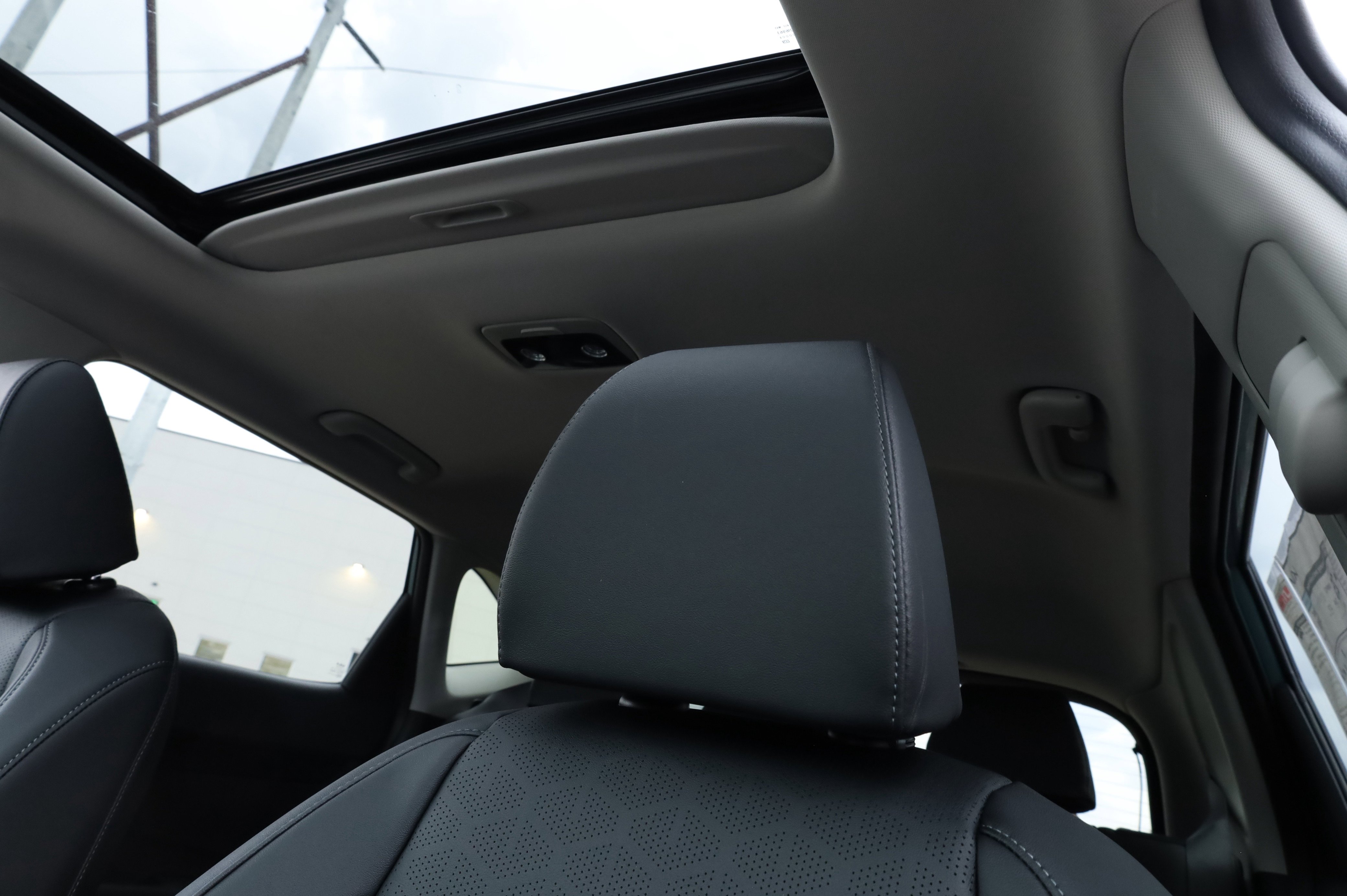 New 2026 Kia Seltos SX image 34