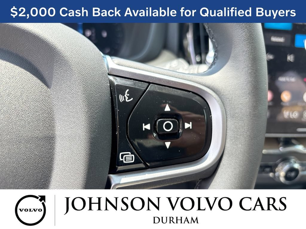 New 2026 Volvo XC60 B5 Plus w/ Protection Package Premier AWD/4WD image 18