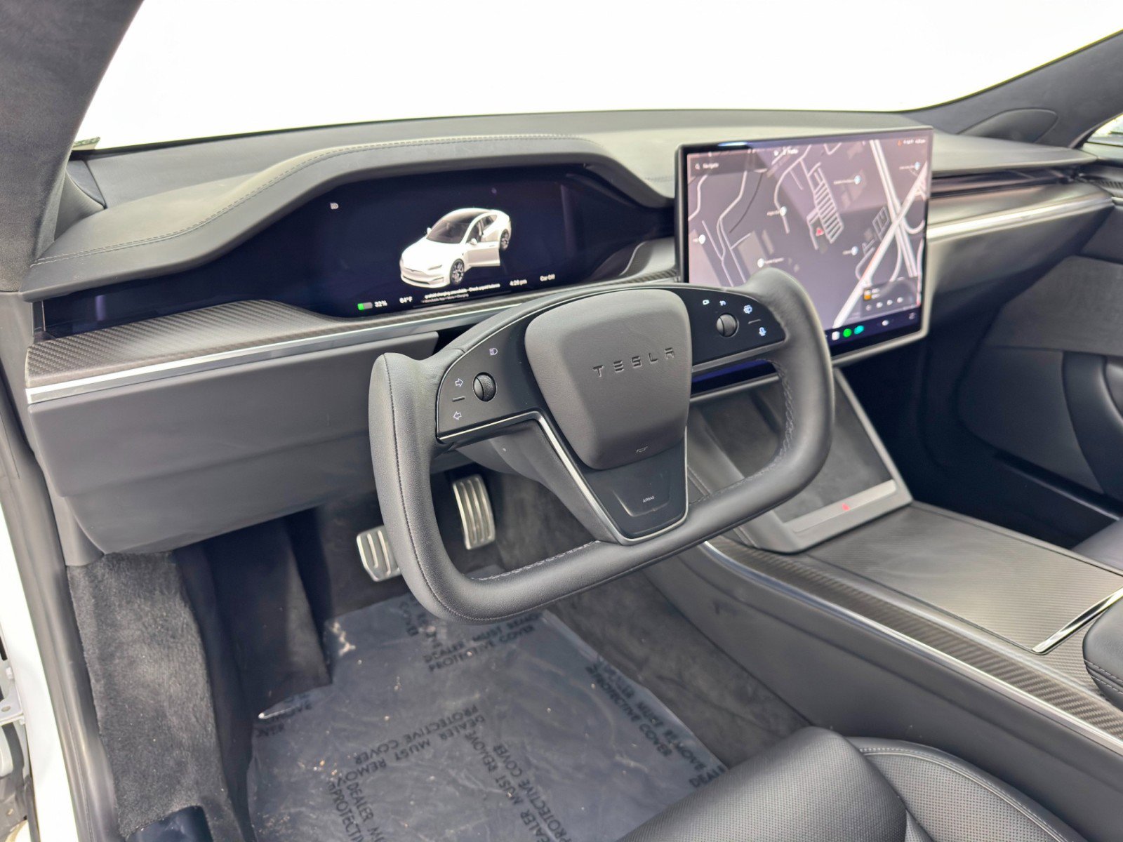 Used 2021 Tesla Model S Plaid image 14