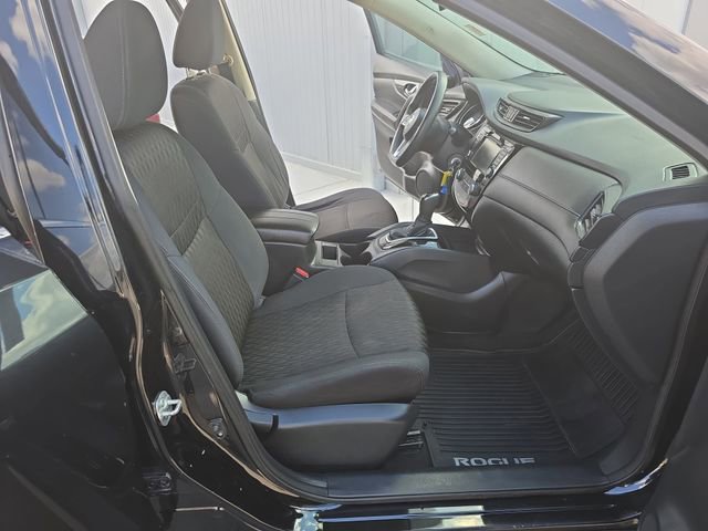 Used 2018 Nissan Rogue S image 17