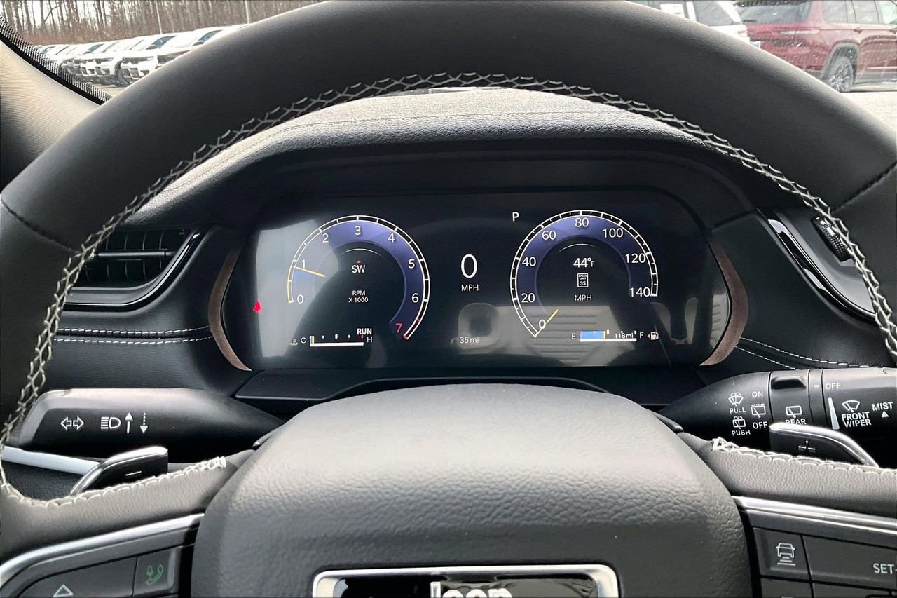 New 2026 Jeep Grand Cherokee Limited image 11