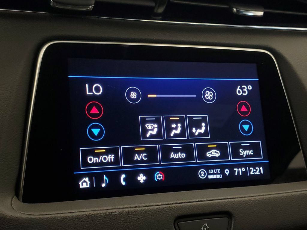 Used 2023 Cadillac XT4 Premium Luxury w/ Enhanced Visibility Package AWD/4WD image 22