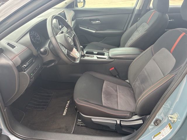 Used 2025 Nissan Sentra SR image 17