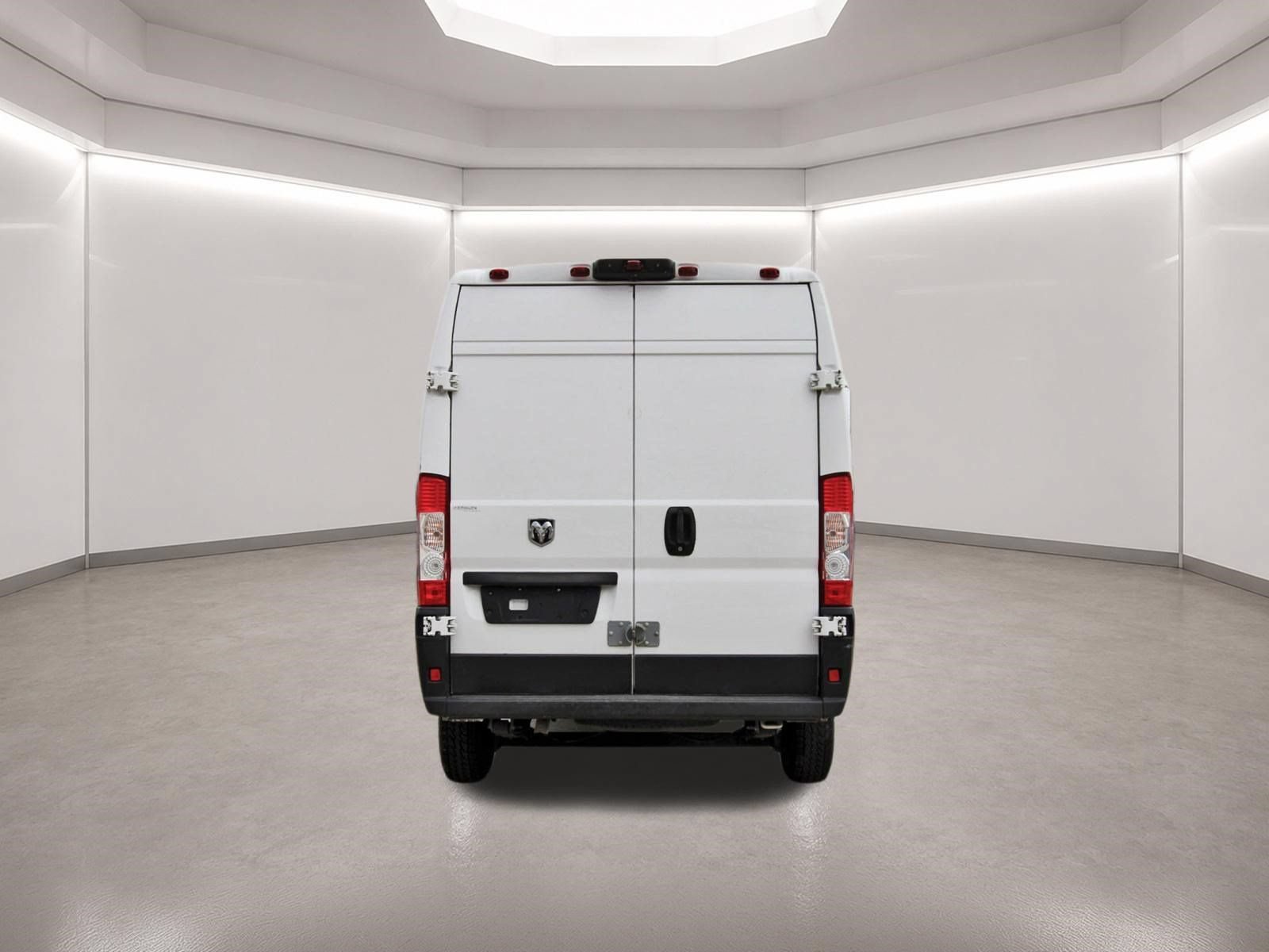Used 2020 RAM ProMaster 1500 w/ Interior Convenience Group FWD image 6