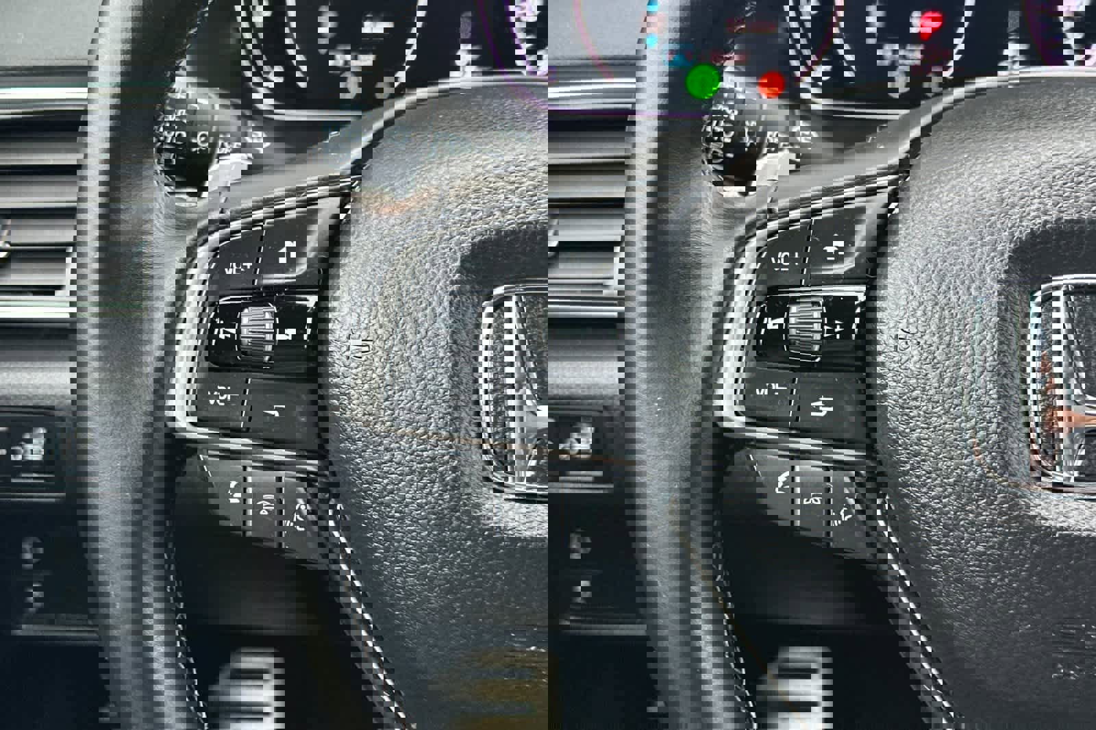 Used 2018 Honda Accord Sport image 25