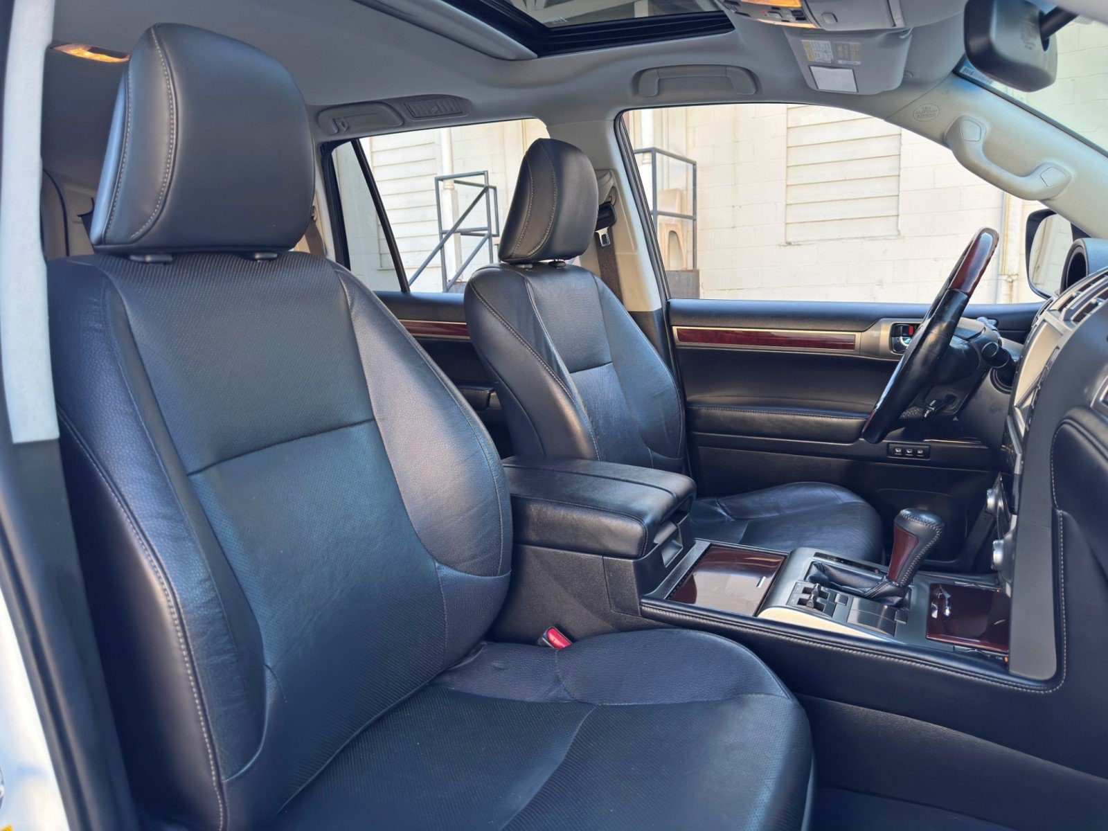 Used 2017 Lexus GX 460 Premium AWD/4WD image 36