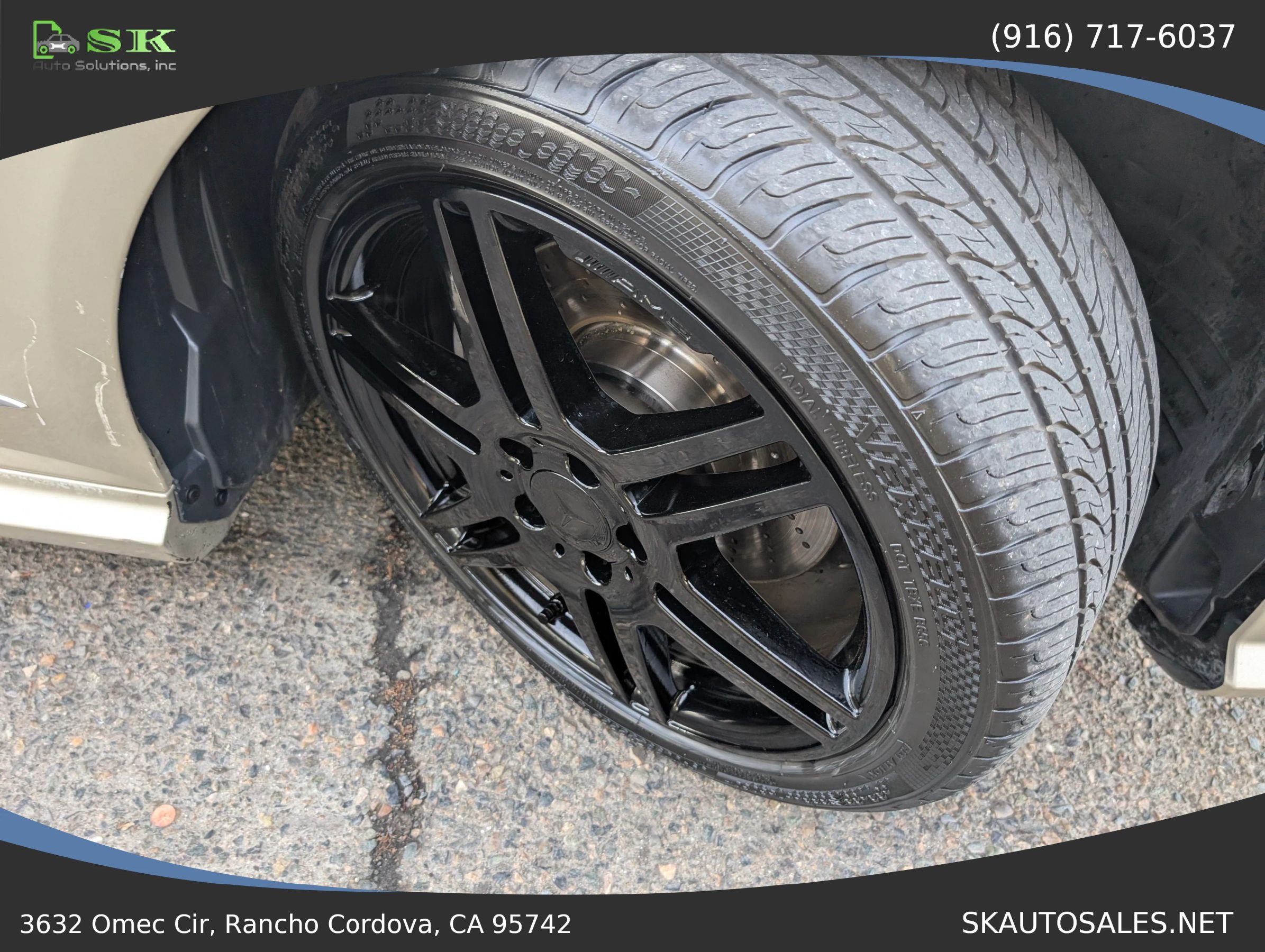 Used 2010 Mercedes-Benz E 350 4MATIC Sedan image 33