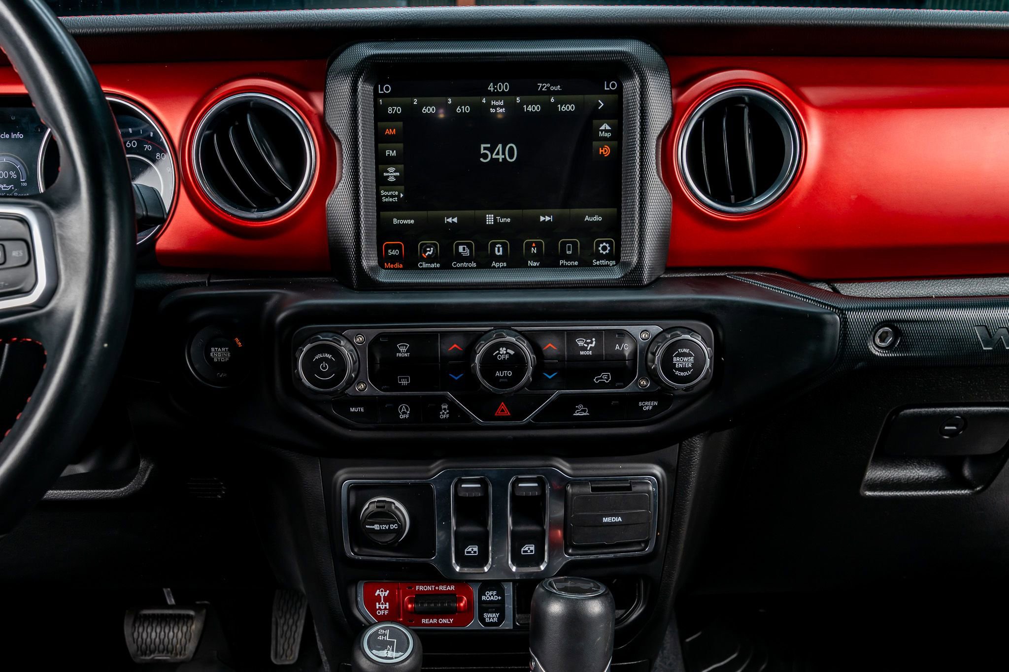 Used 2022 Jeep Wrangler Rubicon AWD/4WD image 23