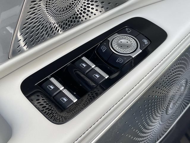 Certified 2025 Lincoln Nautilus Black Label w/ Jet Appearance Package AWD/4WD image 29