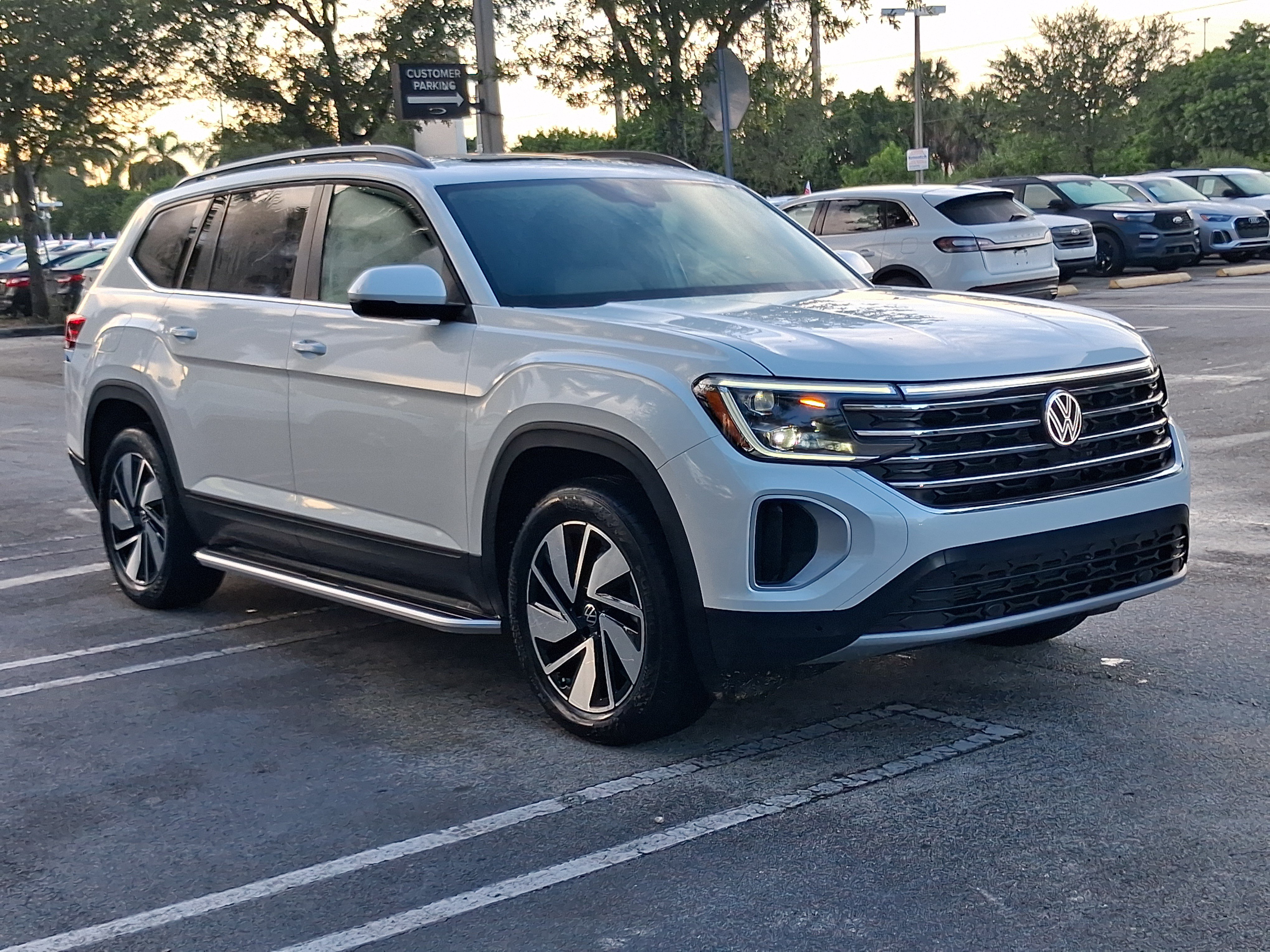 Used 2026 Volkswagen Atlas SE