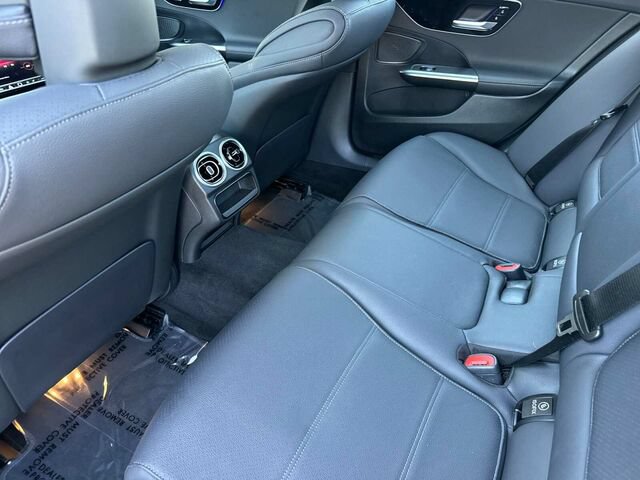 Used 2024 Mercedes-Benz C 300 4MATIC Sedan image 15