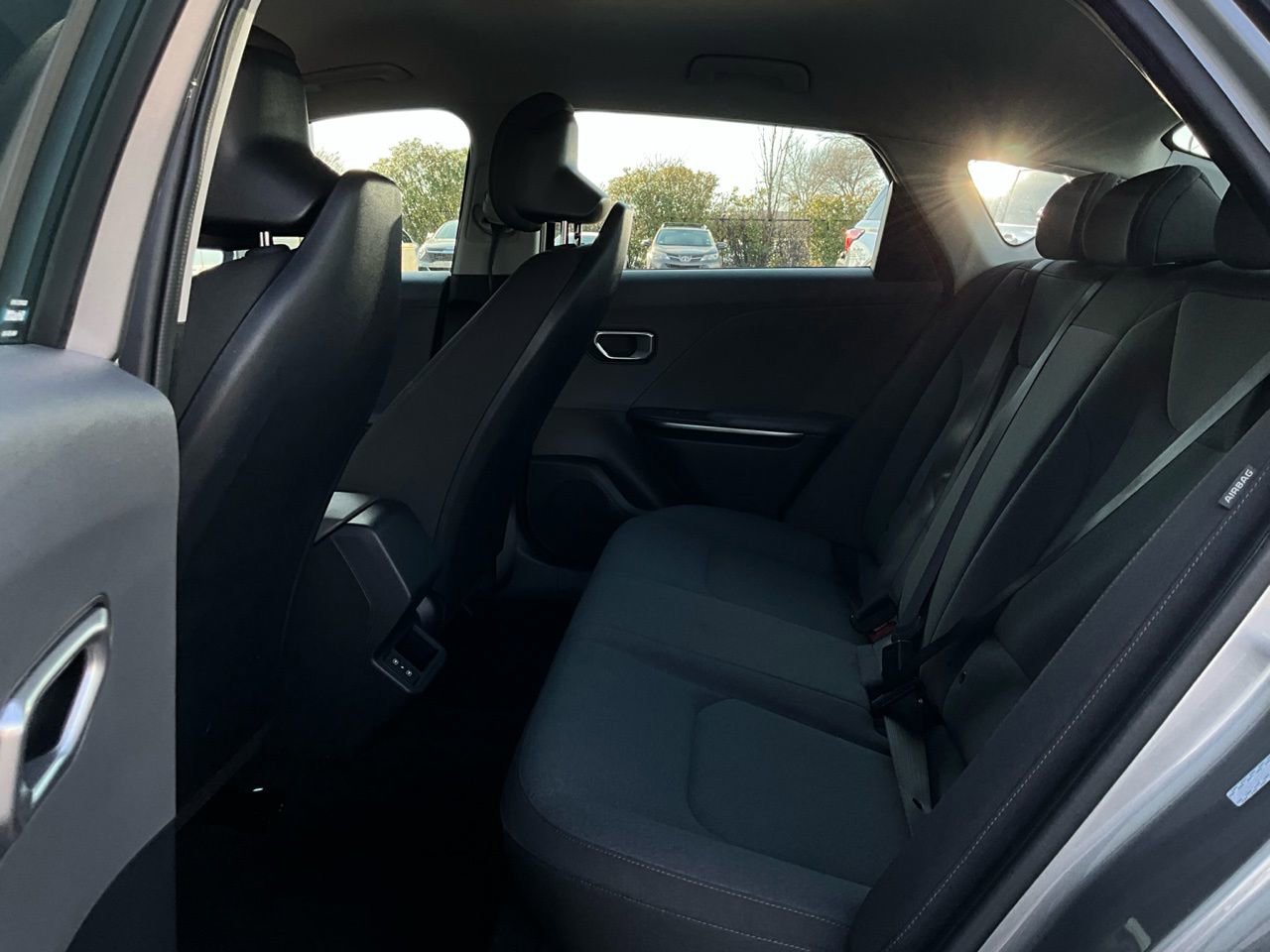 Used 2025 Kia K4 LXS image 11